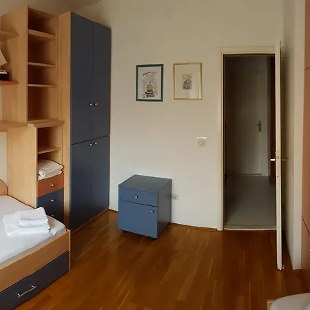 Luka Apartment Split