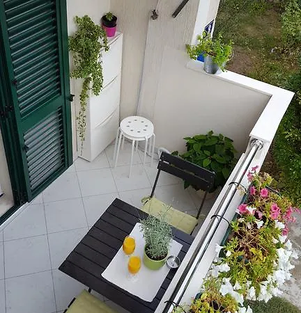 Luka Apartment Split
